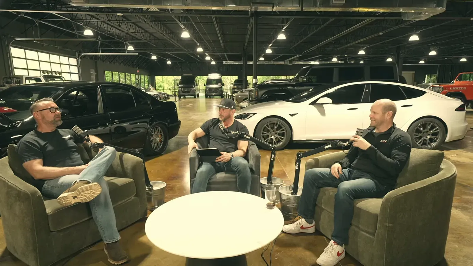 Jason Cummins with Grant Brewer and Dave Codrea on the Throttlecast set at The Ride Lounge